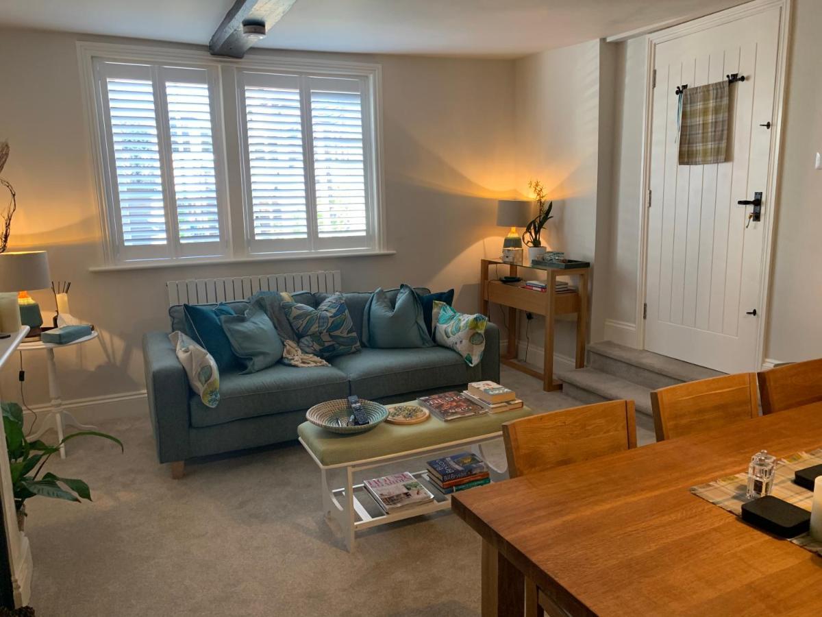 Hideaway Holiday Apartment Salisbury Exterior foto